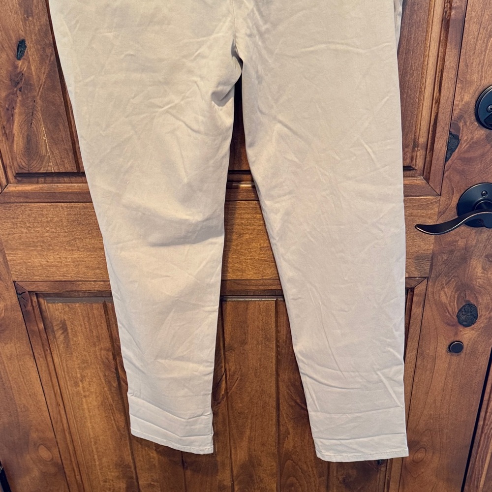 LILA RYAN women’s Tan Pants - Picture 6 of 6